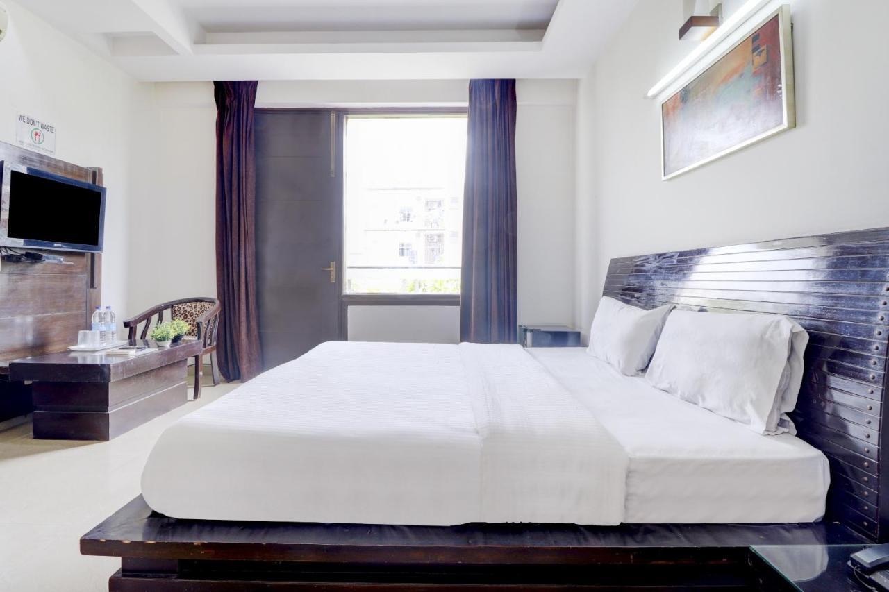 Dreamz Hospitality Gurgaon Hotel Luaran gambar