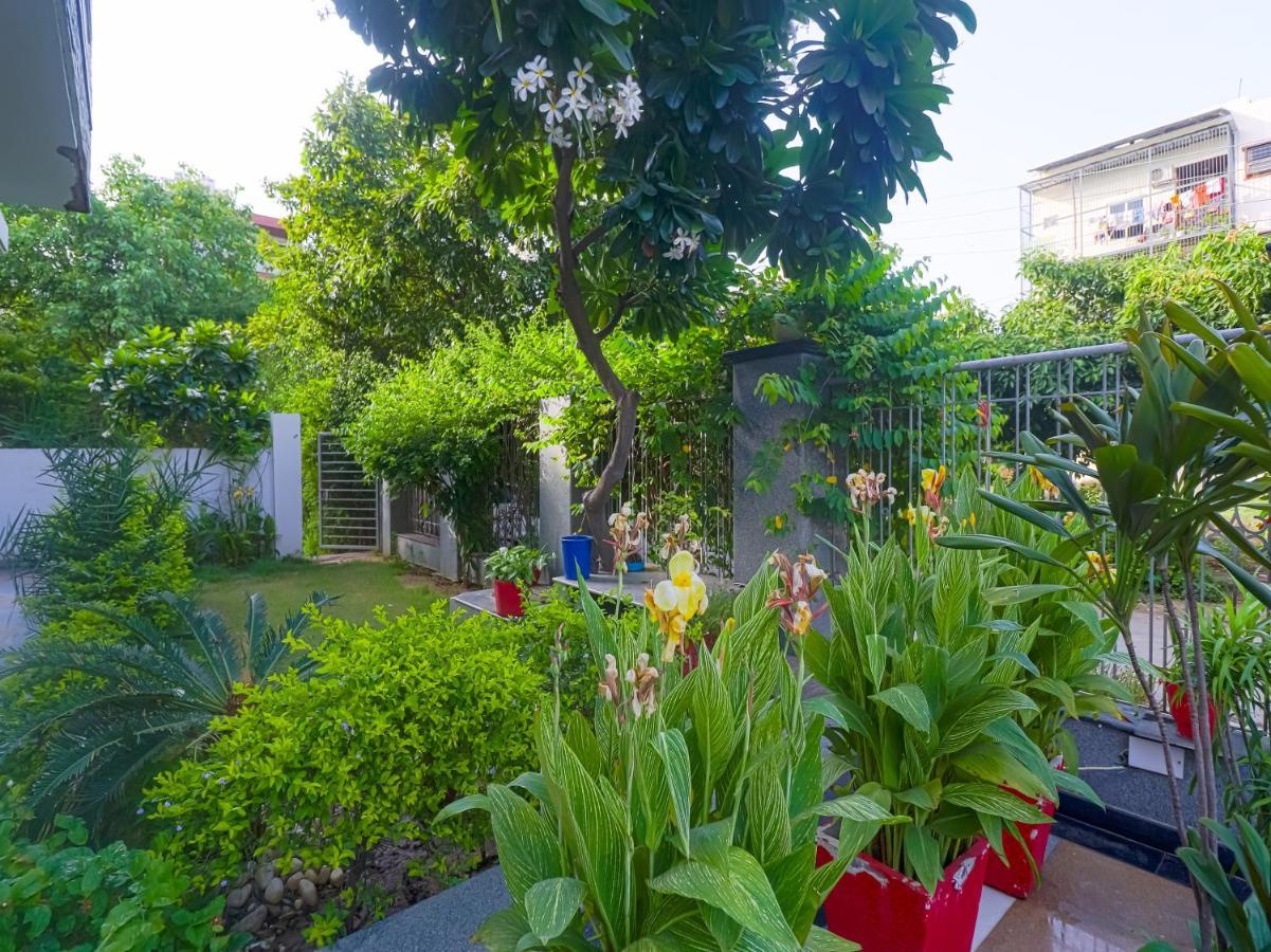 Dreamz Hospitality Gurgaon Hotel Luaran gambar