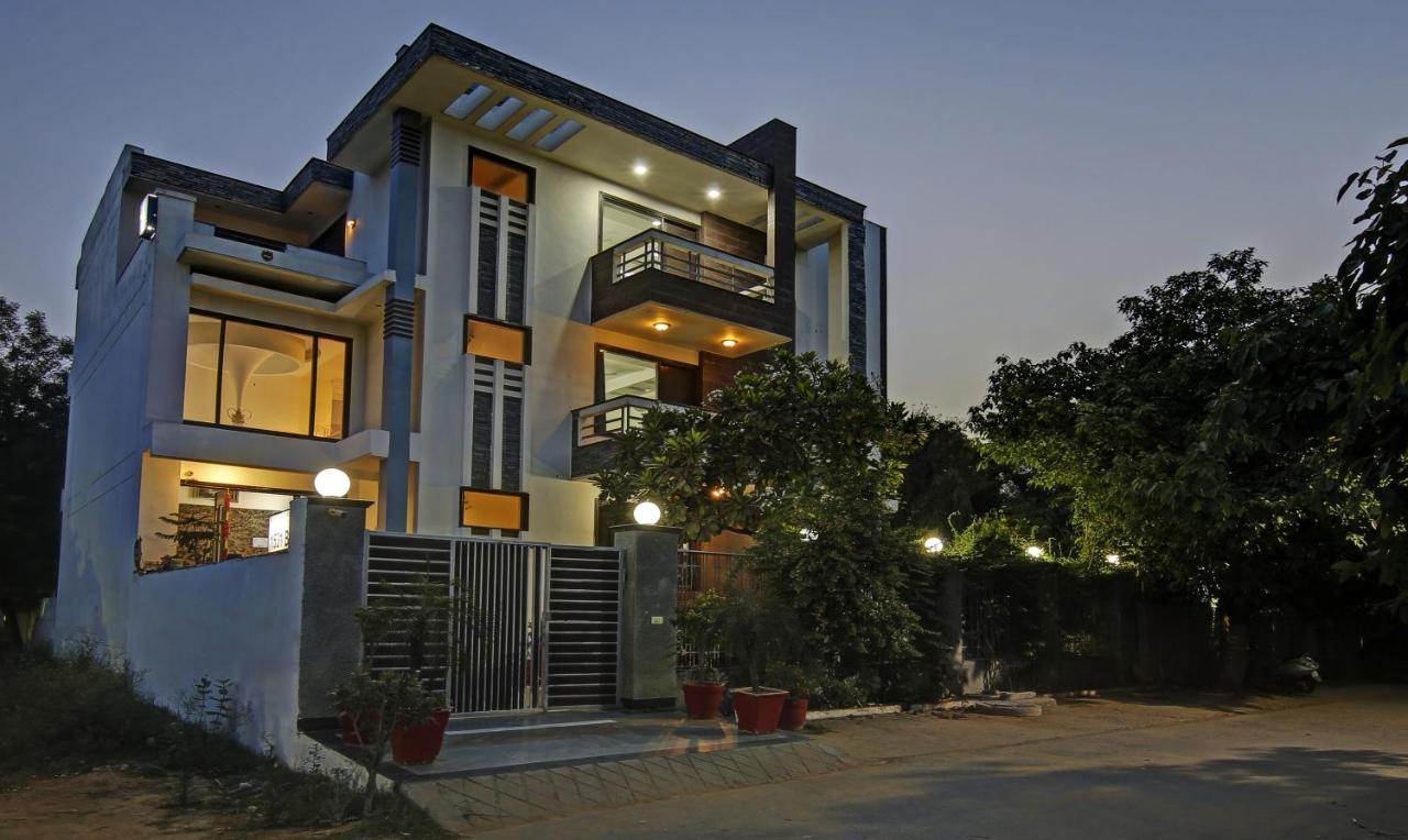 Dreamz Hospitality Gurgaon Hotel Luaran gambar