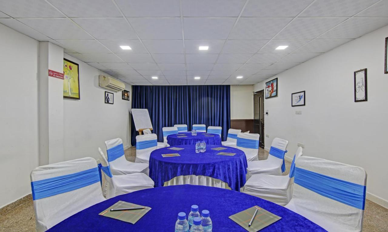 Dreamz Hospitality Gurgaon Hotel Luaran gambar