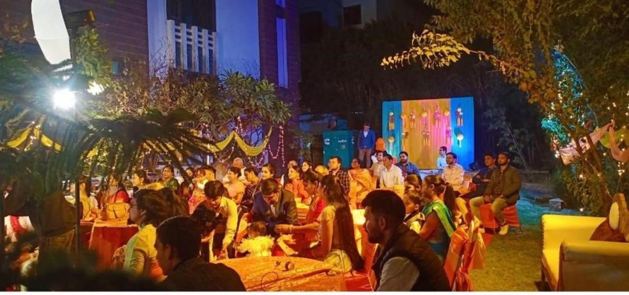 Dreamz Hospitality Gurgaon Hotel Luaran gambar